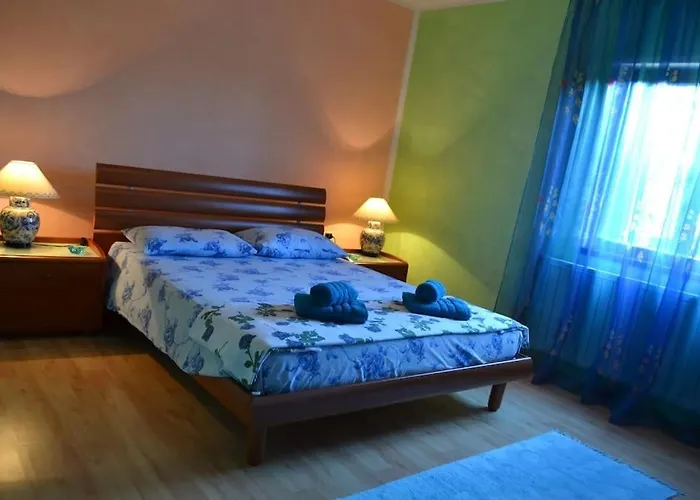 아파트 With A Parking Space Murine, - 14994 우마그